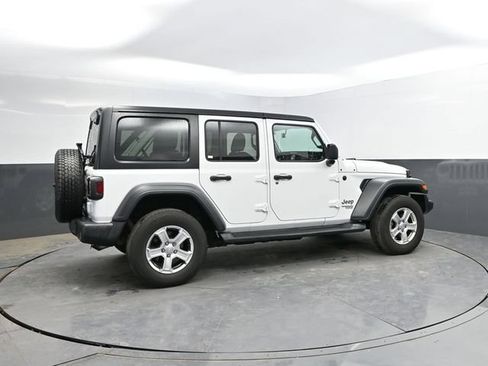 Certified 2018 Jeep Wrangler Unlimited Sport S AWD/4WD image 4