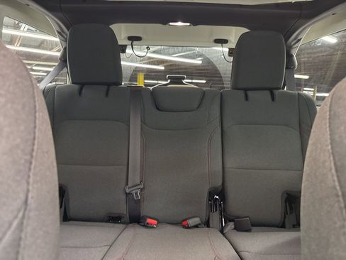 New 2025 Jeep Wrangler Unlimited Rubicon image 19