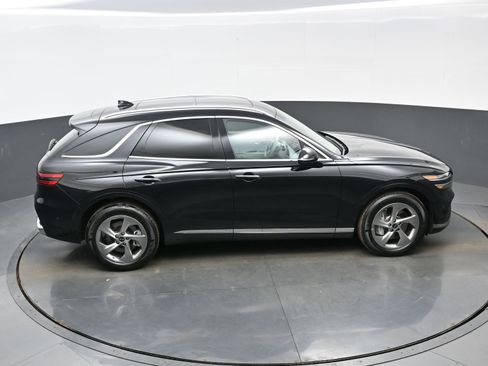 Certified 2026 Genesis GV70 2.5T Advanced image 42