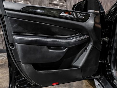 Used 2018 Mercedes-Benz GLE 350 w/ Premium 1 Package image 43