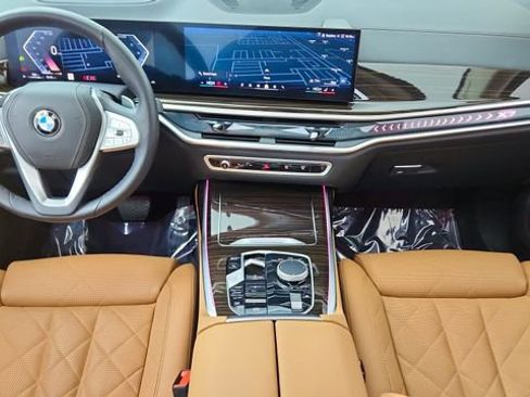 Used 2026 BMW X7 xDrive40i image 20