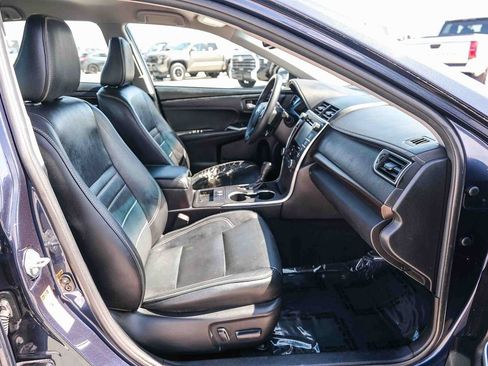 Used 2017 Toyota Camry XLE w/ Convenience Package FWD image 18