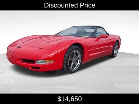 Used 1999 Chevrolet Corvette Convertible w/ Memory Pkg image 3