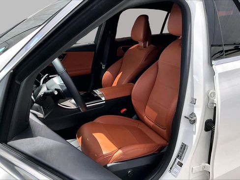 Certified 2023 Mercedes-Benz C 300 Sedan image 8