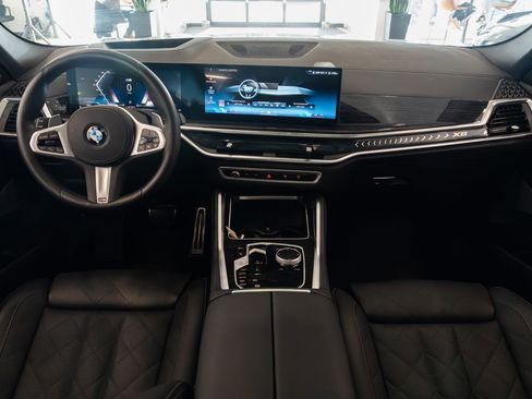 Used 2026 BMW X6 xDrive40i AWD/4WD image 8