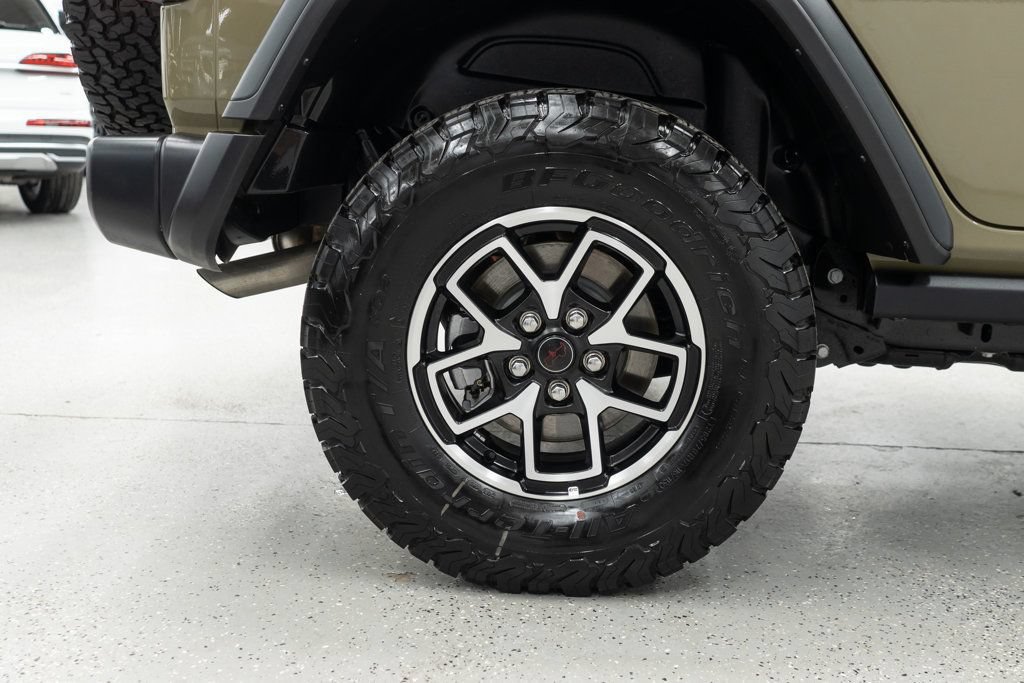 Used 2026 Jeep Wrangler Unlimited Rubicon AWD/4WD image 30