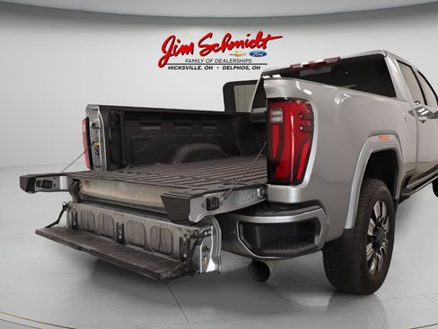 Used 2025 GMC Sierra 2500 Denali w/ Denali Reserve Package AWD/4WD image 40