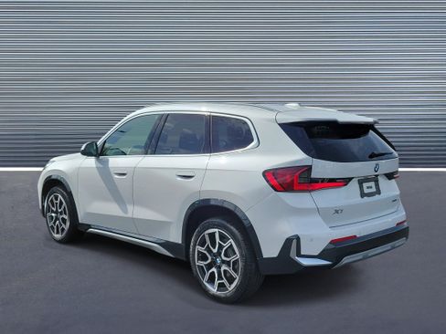New 2026 BMW X1 xDrive28i w/ Convenience Package AWD/4WD image 4