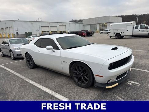 Used 2022 Dodge Challenger R/T image 1
