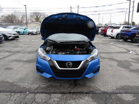 Used 2021 Nissan Versa SV image 28