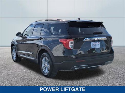 Certified 2023 Ford Explorer XLT w/ Equipment Group 202A image 3