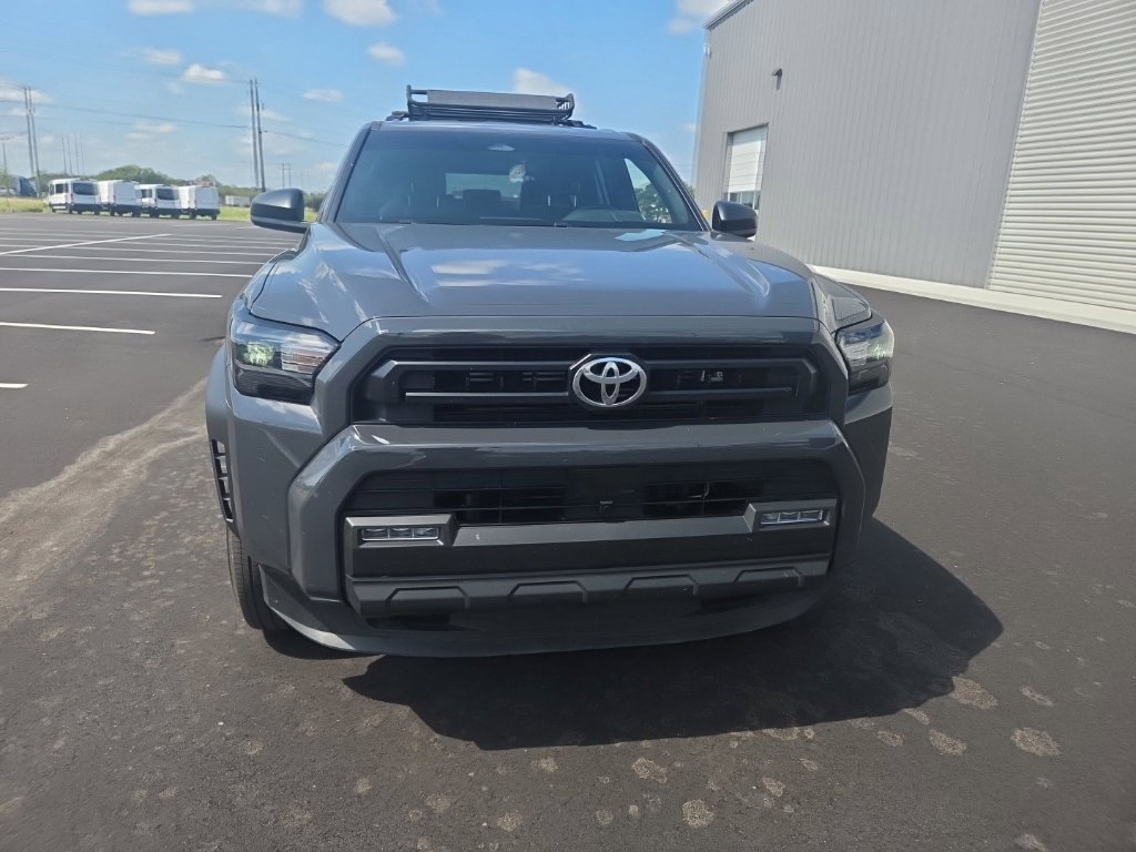 Used 2025 Toyota 4Runner SR5 RWD image 2