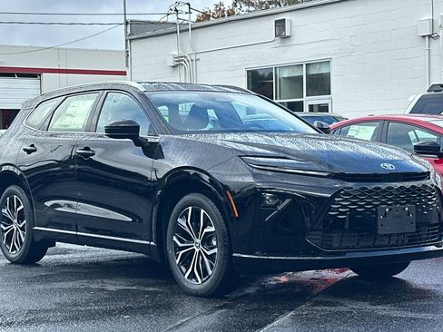 New 2025 Toyota Crown Signia image 10