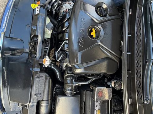 Used 2013 Hyundai Elantra GLS w/ Preferred Pkg FWD image 13