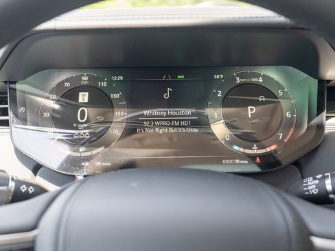 New 2026 Land Rover Range Rover SE AWD/4WD image 13