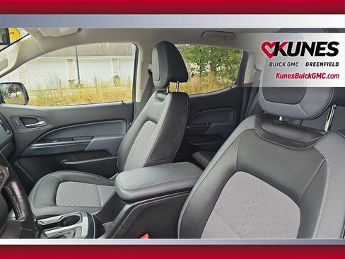 Used 2017 Chevrolet Colorado Z71 AWD/4WD image 27