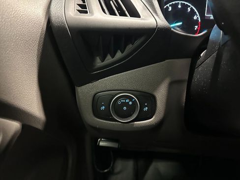 Used 2021 Ford Transit Connect XL image 22