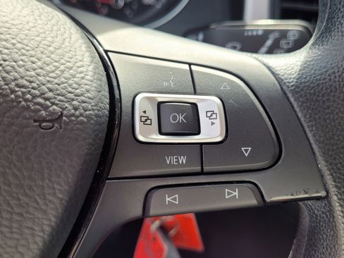 Used 2020 Volkswagen Atlas S w/ Towing Package image 19