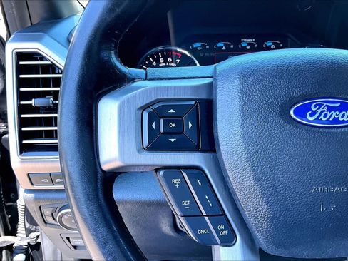 Used 2019 Ford F150 Platinum w/ Equipment Group 701A Luxury AWD/4WD image 27