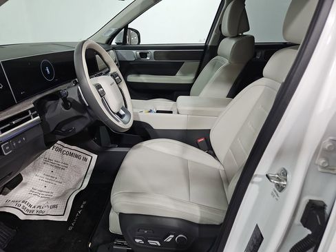 Used 2024 Hyundai Santa Fe Calligraphy image 11