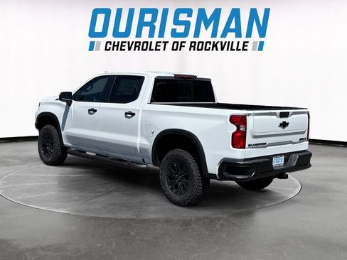 New 2026 Chevrolet Silverado 1500 ZR2 w/ LPO, Dark Essentials Package AWD/4WD image 4