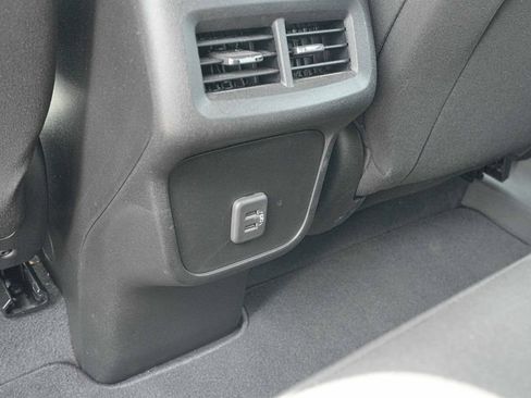 Used 2022 Chevrolet Equinox LS AWD/4WD image 20