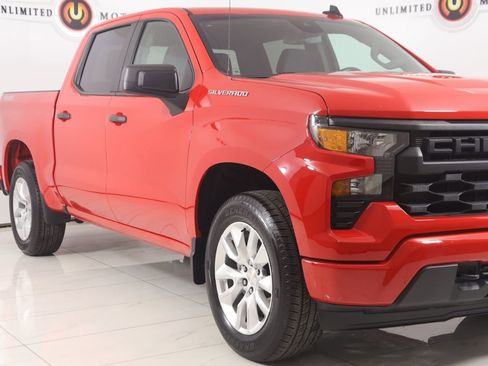 Used 2023 Chevrolet Silverado 1500 Custom image 30