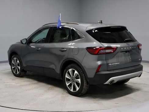 Certified 2025 Ford Escape Platinum image 11