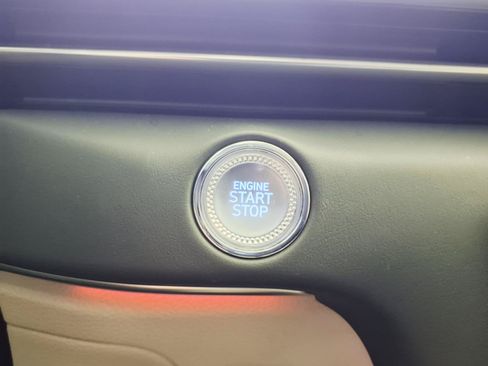Certified 2026 Genesis GV80 2.5T Advanced AWD/4WD image 23