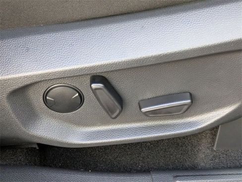 New 2025 Ford Ranger XLT w/ Equipment Group 301A High image 38