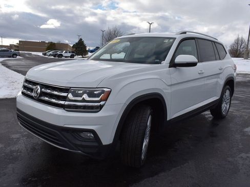 Used 2019 Volkswagen Atlas SE w/ Towing Package image 10