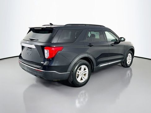 Used 2020 Ford Explorer XLT AWD/4WD image 7