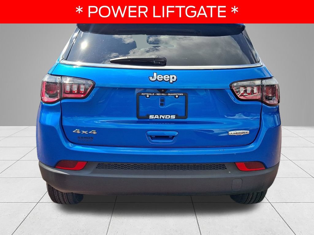 Used 2022 Jeep Compass Latitude w/ Convenience Group AWD/4WD image 5