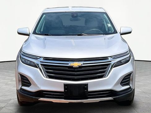 Used 2022 Chevrolet Equinox LT FWD image 2