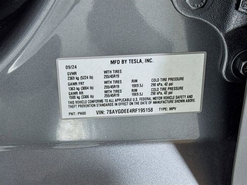 Used 2024 Tesla Model Y Long Range image 61