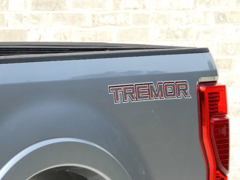 Used 2020 Ford F250 Crew Cab Lariat w/ Tremor Off-Road Package AWD/4WD image 8