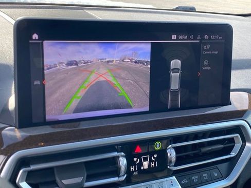 Used 2024 BMW X3 xDrive30i image 11