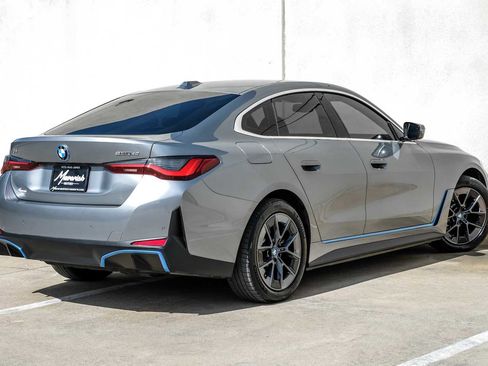 Used 2022 BMW i4 eDrive40 w/ Premium Package image 9