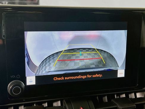 Certified 2024 Toyota RAV4 LE AWD/4WD image 12