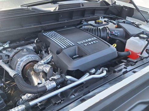 Used 2021 GMC Sierra 1500 AT4 w/ AT4 Preferred Package AWD/4WD image 32