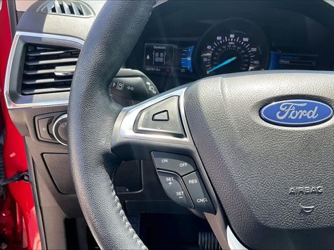 Used 2023 Ford Edge Titanium AWD/4WD image 24