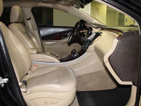 Used 2012 Buick LaCrosse Premium FWD image 28