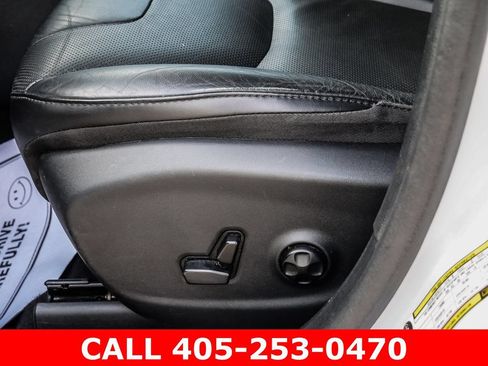 Used 2020 Jeep Cherokee Limited FWD image 32