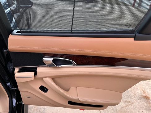 Used 2012 Porsche Panamera 4S image 21