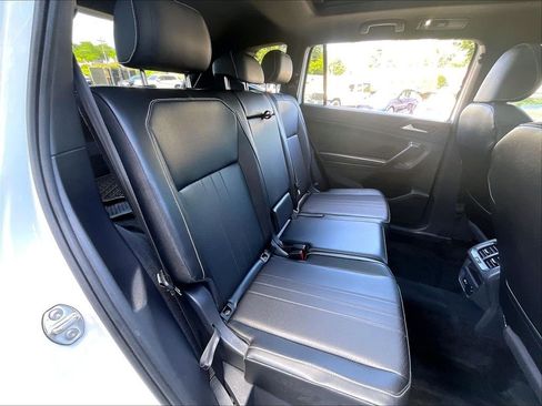 Certified 2023 Volkswagen Tiguan SE R-Line AWD/4WD image 16