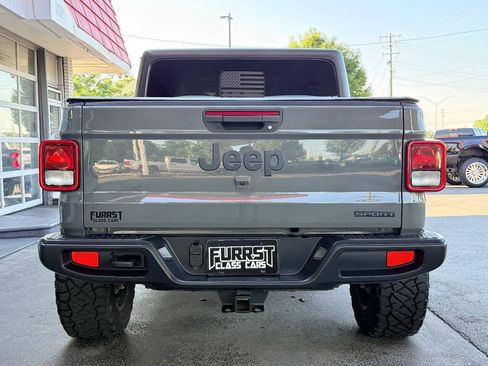 Used 2020 Jeep Gladiator Sport w/ Quick Order Package 24S AWD/4WD image 4