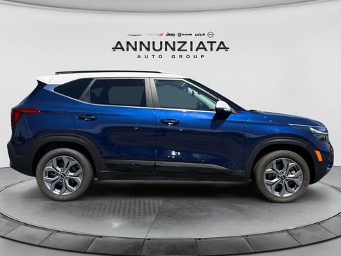 Used 2024 Kia Seltos S AWD/4WD image 6