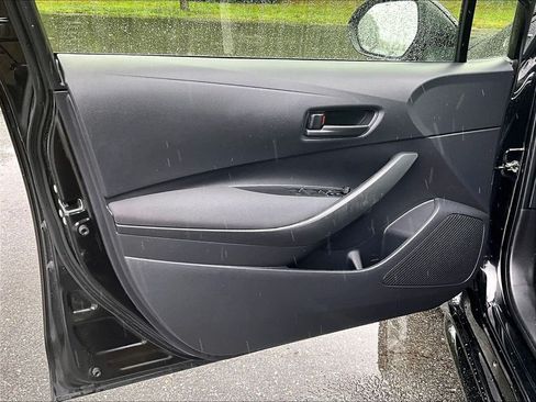 Used 2024 Toyota Corolla Hybrid Sedan FWD image 9