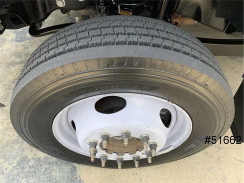 Used 2022 Ford F550 4x4 Crew Cab Super Duty w/ Power Equipment Group image 15