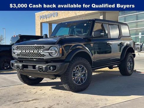 New 2025 Ford Bronco Badlands image 4